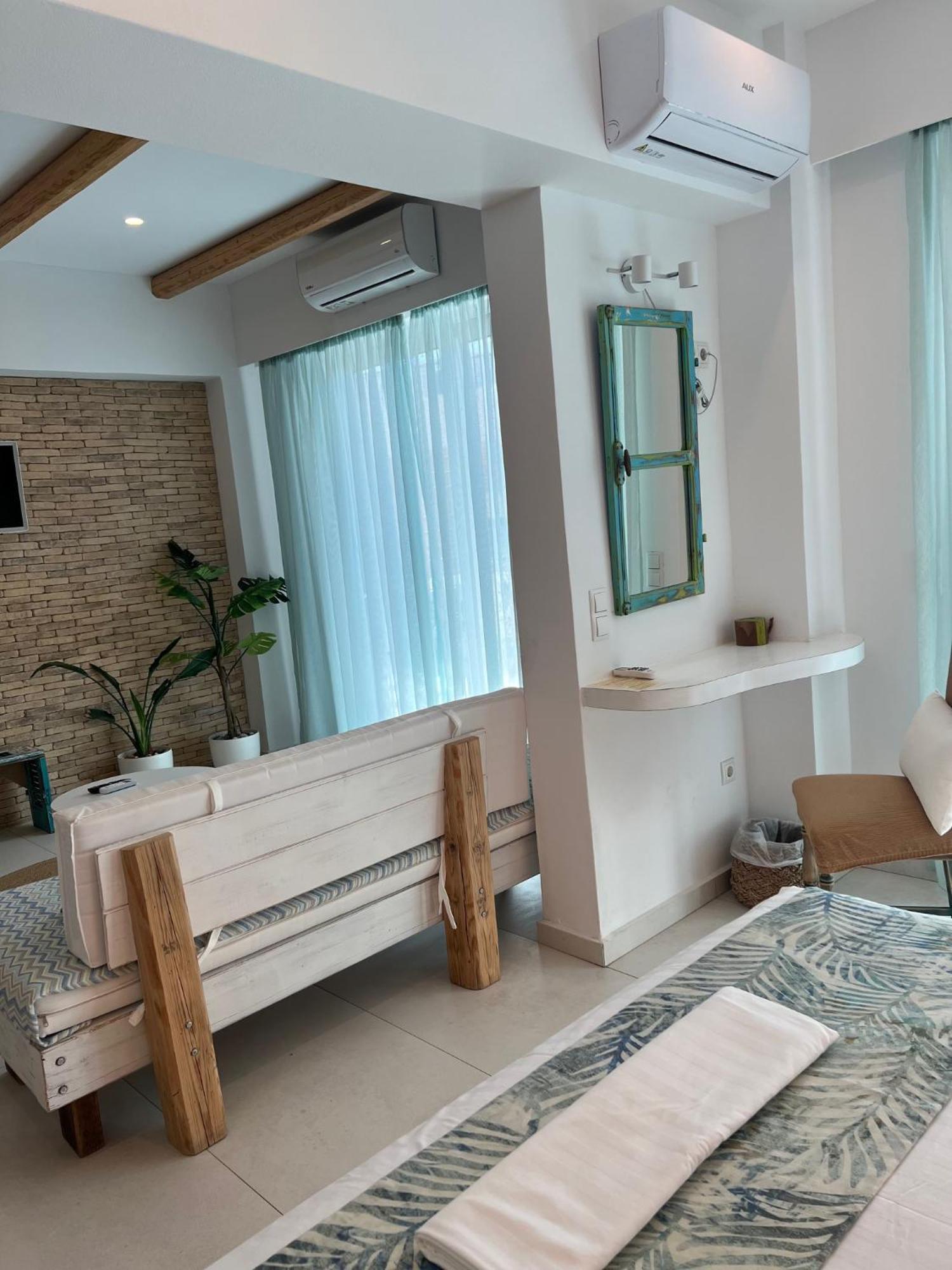 Notus Suites 普拉基亚斯 外观 照片